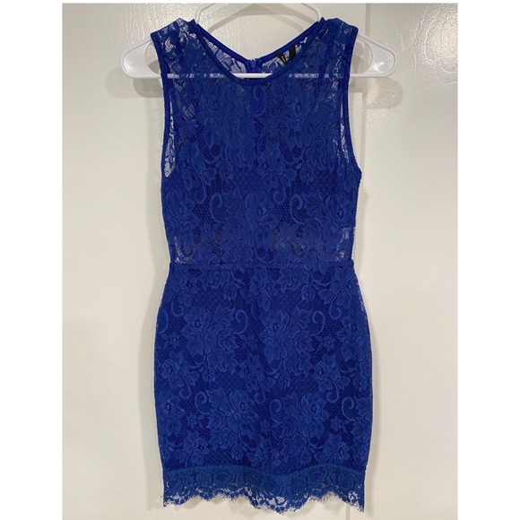 Showstopper Mini Dress - Picture 4 of 4